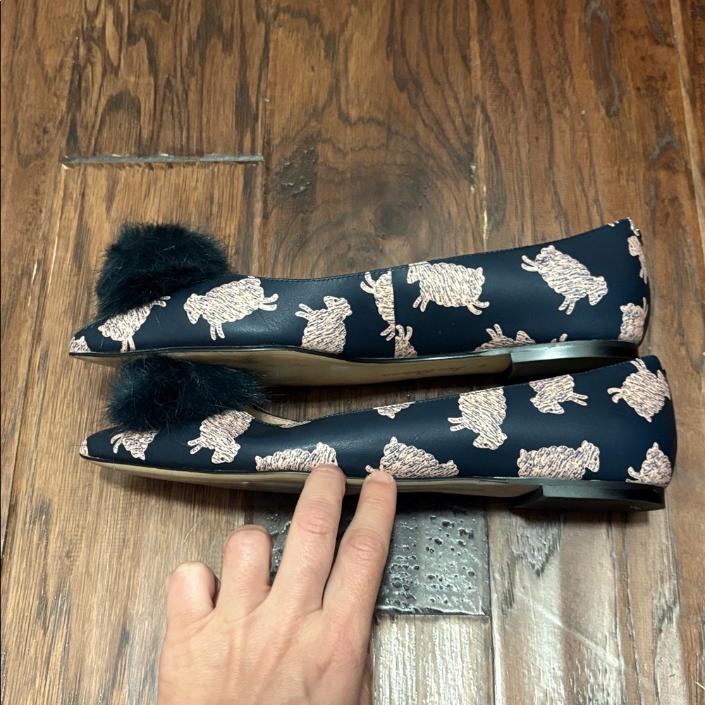 Sam Edelman Raddie Faux Fur Pom Pom Sheep Print Flats SZ 9.5 EUC - Picture 4 of 6